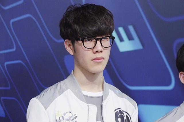 乒乓球比赛 乒乓球比赛