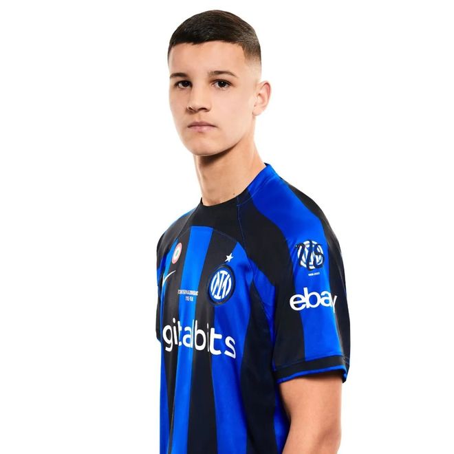 自身边路防 自身边路防